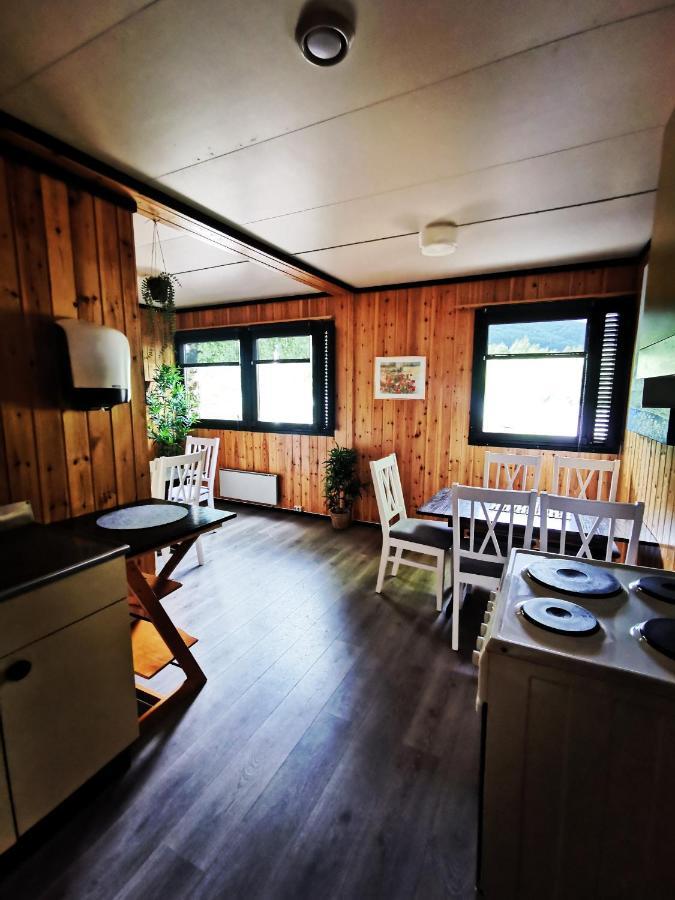 Tommerneset Camping Hotel Innhavet Екстериор снимка